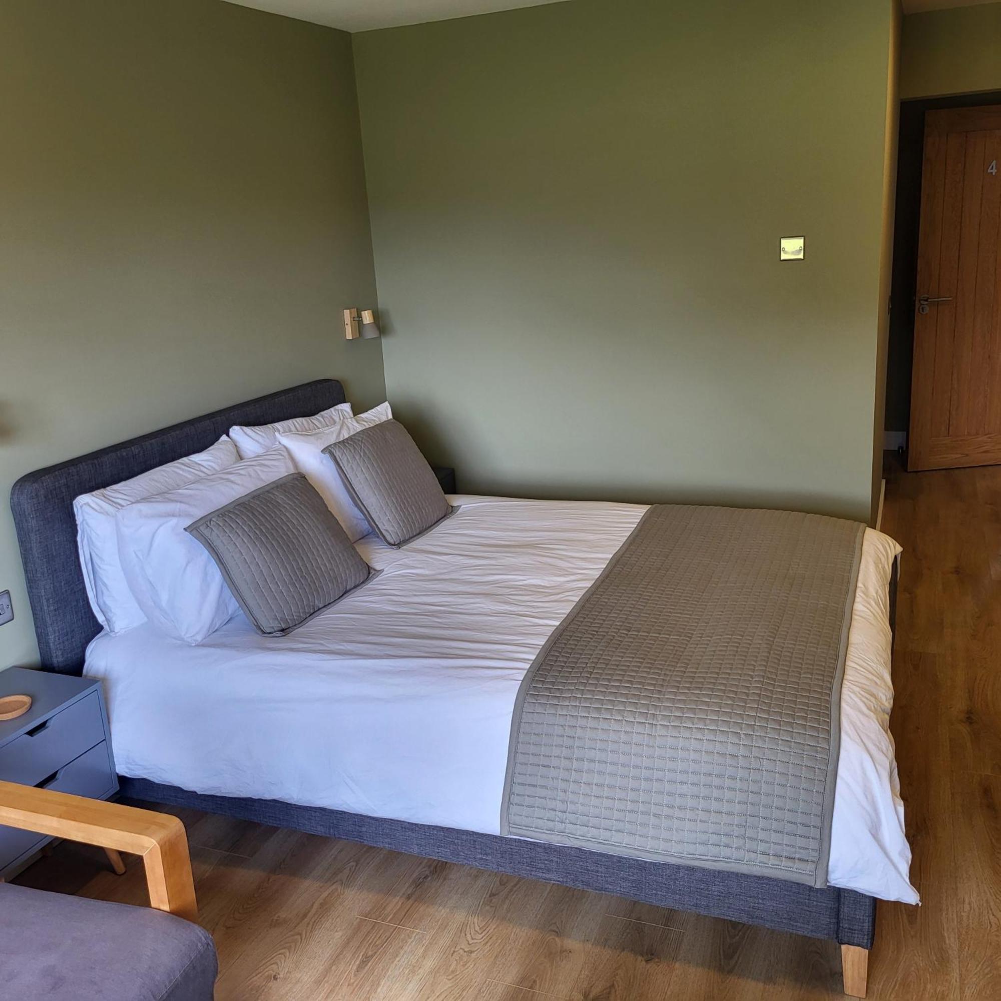 Open Acres Accommodation And Airport Parking Backwell Dış mekan fotoğraf